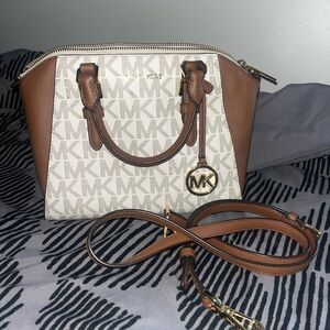 Medium size bag